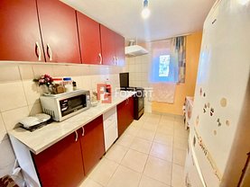 Casa de vânzare 3 camere, în Sanmihaiu Roman