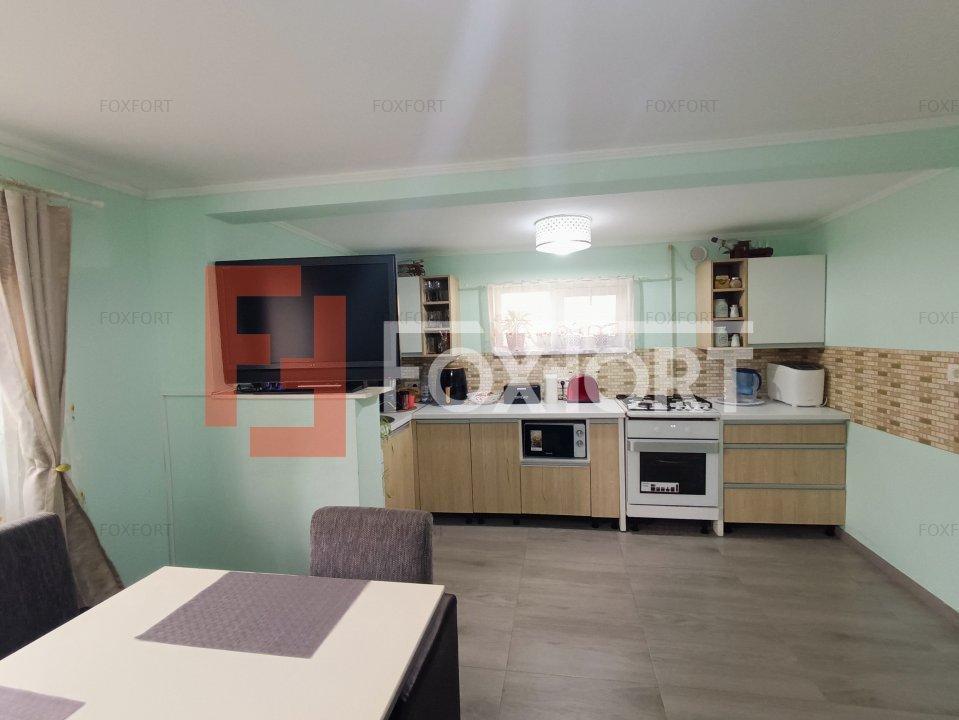 Casa individuala 3 camere, 2 locuri de parcare - Chisoda