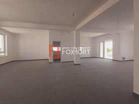 Închiriere spaţiu comercial