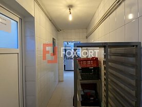 Vânzare spaţiu comercial