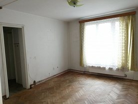 Garsonieră de vânzare, în Târgu Mureş, zona Dâmbu Pietros