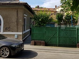 Casa de vânzare 3 camere, în Bucureşti, zona Unirii