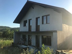 Casa de vânzare 6 camere, în Mihăeşti