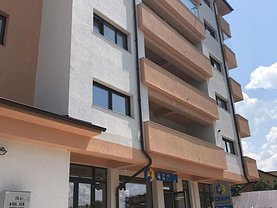 Vânzare spaţiu comercial în Ramnicu Valcea, Agrement Ostroveni
