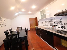 Casa de închiriat 4 camere, în Sibiu, zona Ştrand