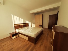 Apartament de închiriat 3 camere, în Bucureşti, zona Decebal