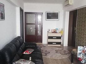 Apartament de vânzare 3 camere, în Bucureşti, zona Giurgiului