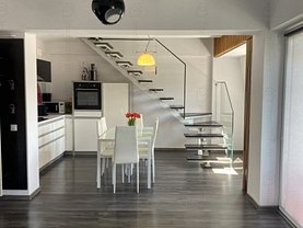 Penthouse de vânzare 3 camere, în Brasov, zona Astra