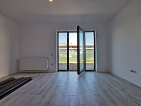 Apartament de vânzare 2 camere, în Braşov, zona Tractorul