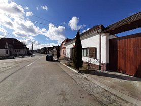 Casa de vânzare 6 camere, în Cristian