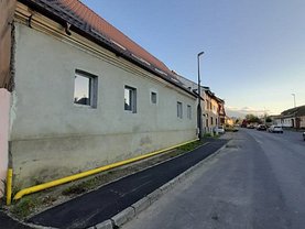 Casa de vânzare 3 camere, în Cristian