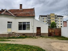 Vânzare spaţiu comercial