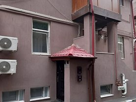 Garsonieră de închiriat, în Bucureşti, zona Unirii