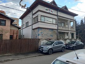Casa de vânzare 9 camere, în Bucureşti, zona Prelungirea Ghencea