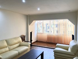 Apartament de închiriat 4 camere, în Târgovişte, zona Central