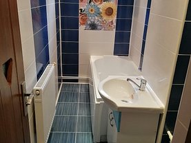 Apartament de vânzare 2 camere, în Târgovişte, zona Micro 4