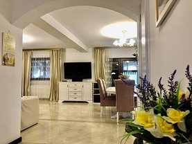 Casa de vânzare 4 camere, în Târgovişte, zona Nord-Est