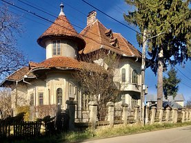 Casa de vânzare 6 camere, în Târgovişte, zona Nord-Est