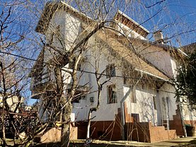 Casa de vanzare 6 camere, în Targoviste, zona Micro 4