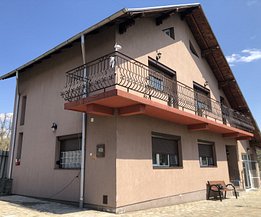 Casa de vanzare 5 camere, în Targoviste, zona Exterior Nord