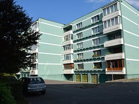Apartament de vânzare 3 camere, în Brasov, zona Harmanului