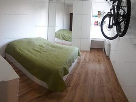 Apartament de vânzare 3 camere, în Sibiu, zona Turnisor