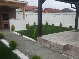 Casa de vânzare 4 camere, în Cristian