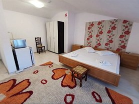 Apartament de închiriat 2 camere, în Iaşi, zona Centru Civic