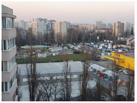 Apartament de vânzare 2 camere, în Bucureşti, zona Titan