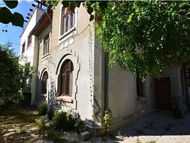 Casa de vânzare 7 camere, în Bucuresti, zona Vatra Luminoasa