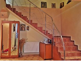 Casa de vânzare 5 camere, în Bucuresti, zona Vatra Luminoasa