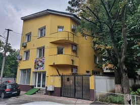 Casa de vânzare sau de închiriat 12 camere, în Bucureşti, zona Vatra Luminoasă