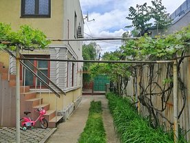 Casa de vânzare 4 camere, în Bucureşti, zona Militari