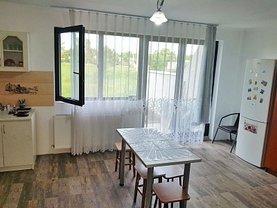 Casa de vânzare 4 camere, în Odăile
