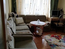 Apartament de vânzare 4 camere, în Bistriţa, zona Central
