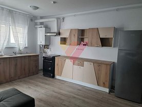 Apartament de vânzare 2 camere în Cisnadie, Est