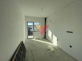 Apartament de vânzare 3 camere în Selimbar