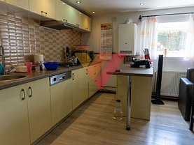 Apartament de vânzare 4 camere, în Sibiu, zona Piaţa Cluj