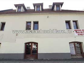 Casa de vânzare 19 camere, în Sibiu, zona Oraşul de Jos