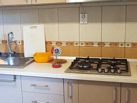 Apartament de închiriat 3 camere, în Constanta, zona Dacia