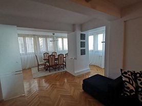 Apartament de vânzare sau de închiriat 4 camere, în Constanţa, zona Faleza Nord