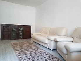 Apartament de închiriat 3 camere, în Constanţa, zona Casa de Cultură
