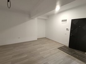 Apartament de vânzare 2 camere, în Constanţa, zona Far