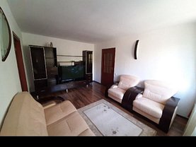 Apartament de închiriat 3 camere, în Constanţa, zona Central