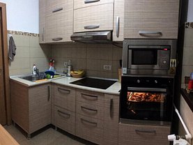 Apartament de închiriat 2 camere, în Constanta, zona Capitol