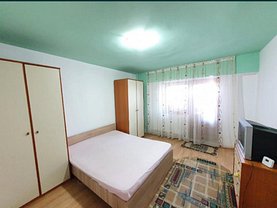 Apartament de închiriat 2 camere, în Constanţa, zona Far