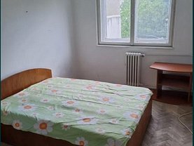 Apartament de vânzare 4 camere, în Constanţa, zona Tomis Nord