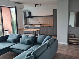 Apartament de închiriat 4 camere, în Constanţa, zona ICIL