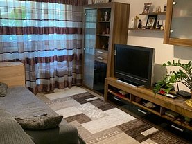 Apartament de vânzare 3 camere, în Constanţa, zona Km 4-5