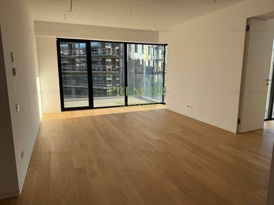 Apartament 3 camere lux cu vedere spre lac de vanzare One Lake Club/ Aviatiei
